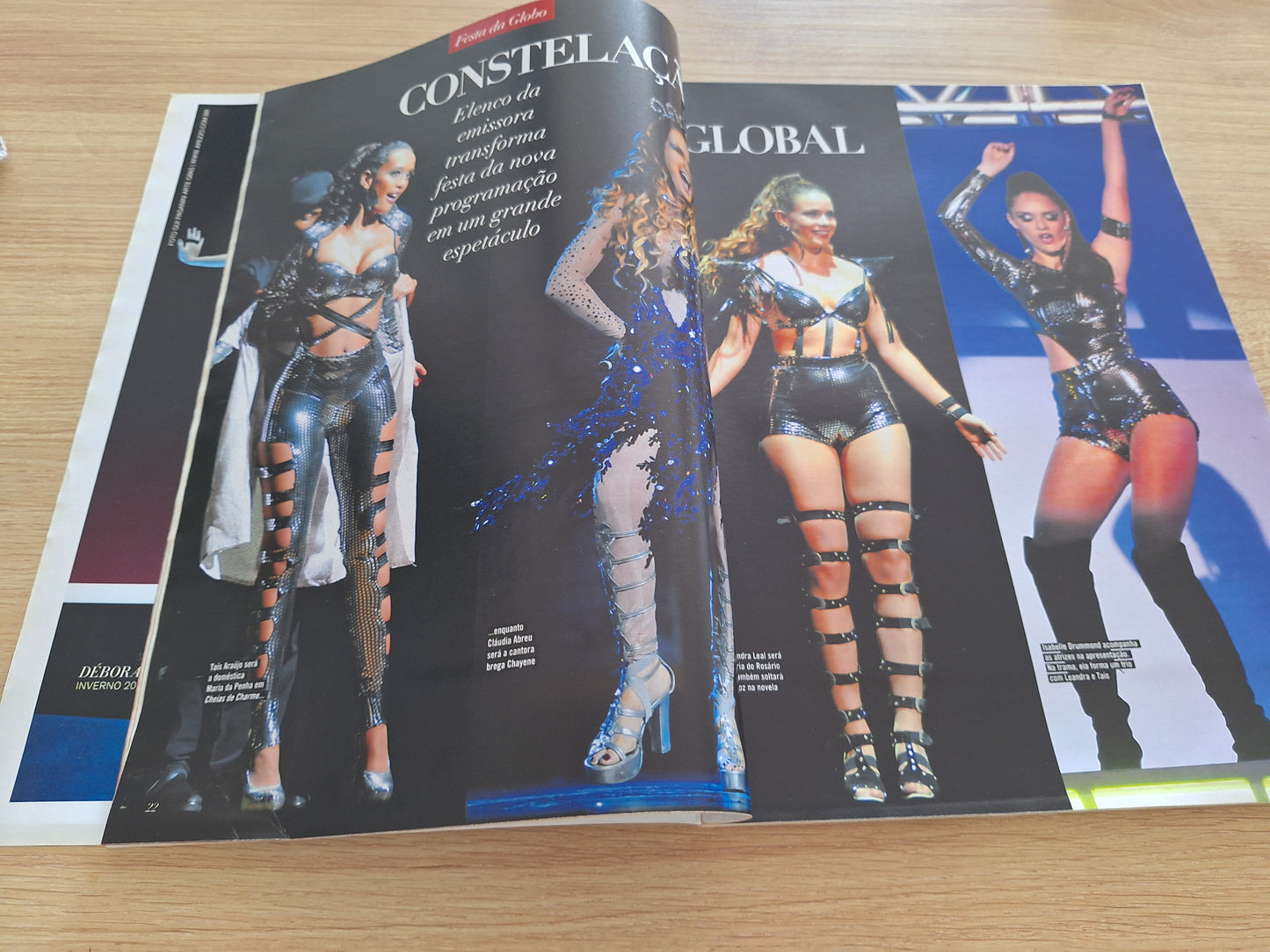 Revista Contigo 1904 (2012)