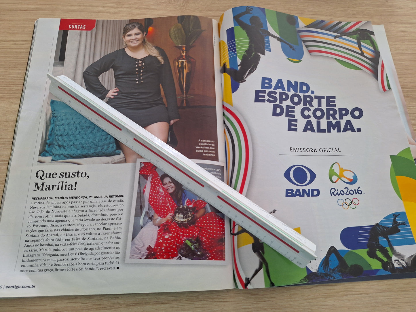 Revista Contigo 2132 (2016)