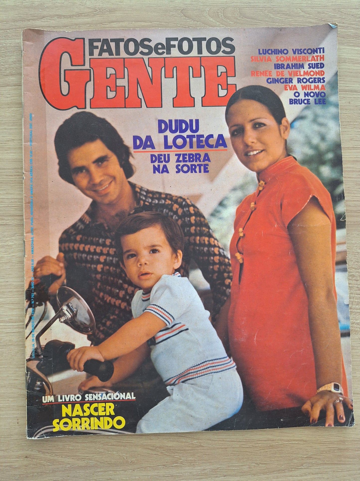 Revista Fatos e Fotos 762 (1976)