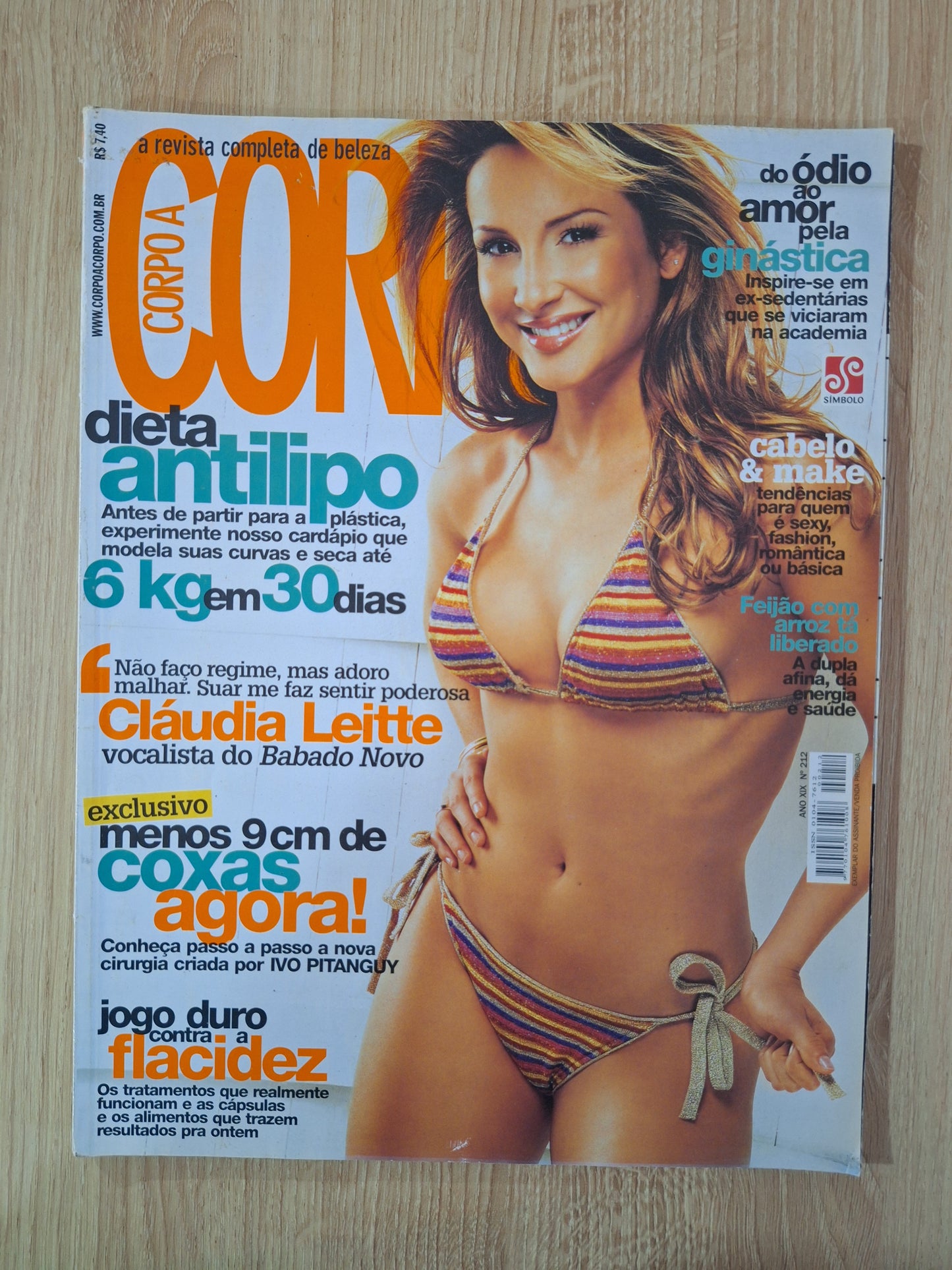 Revista Corpo A Corpo 212