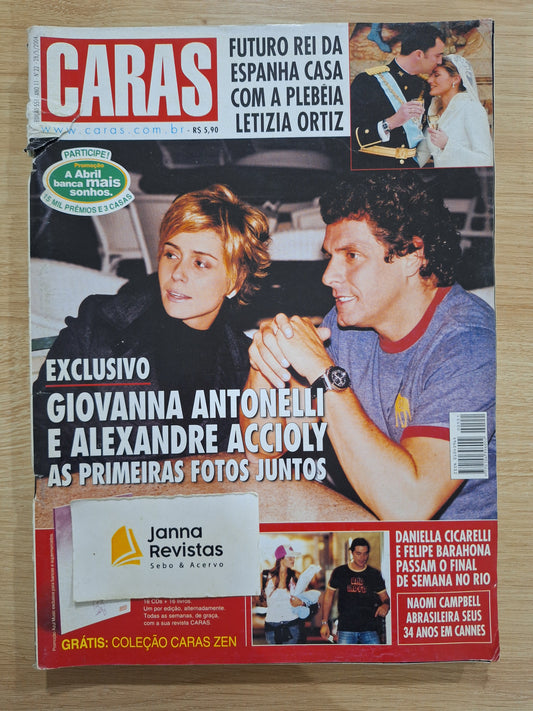 Revista Caras 551 (2004)