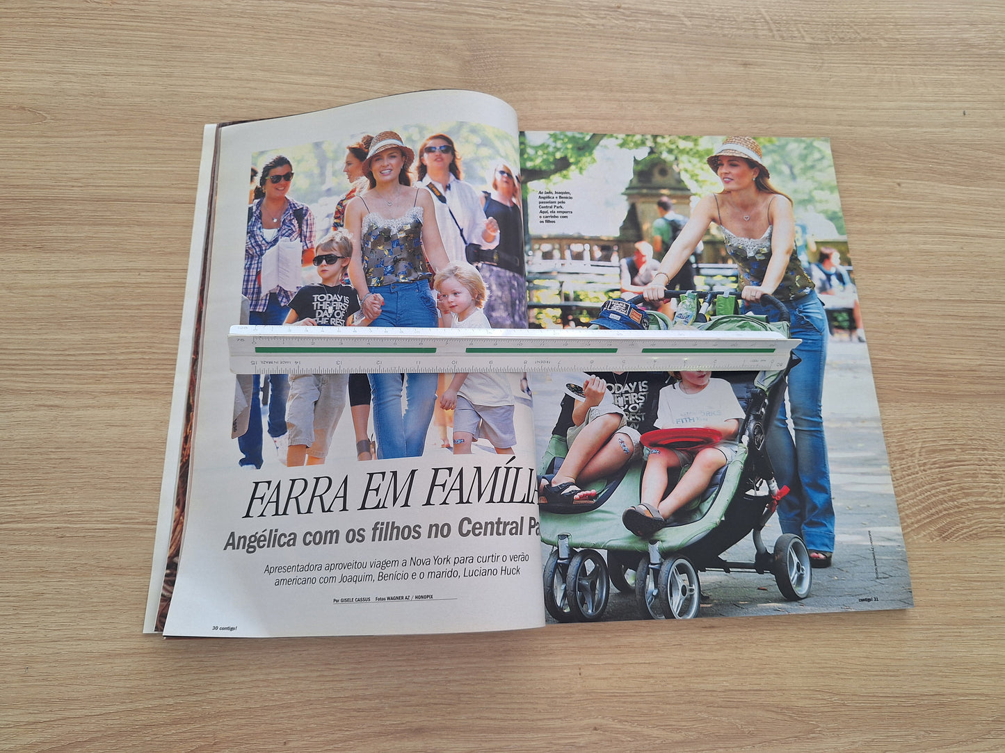 Revista Contigo 1879 (2011)