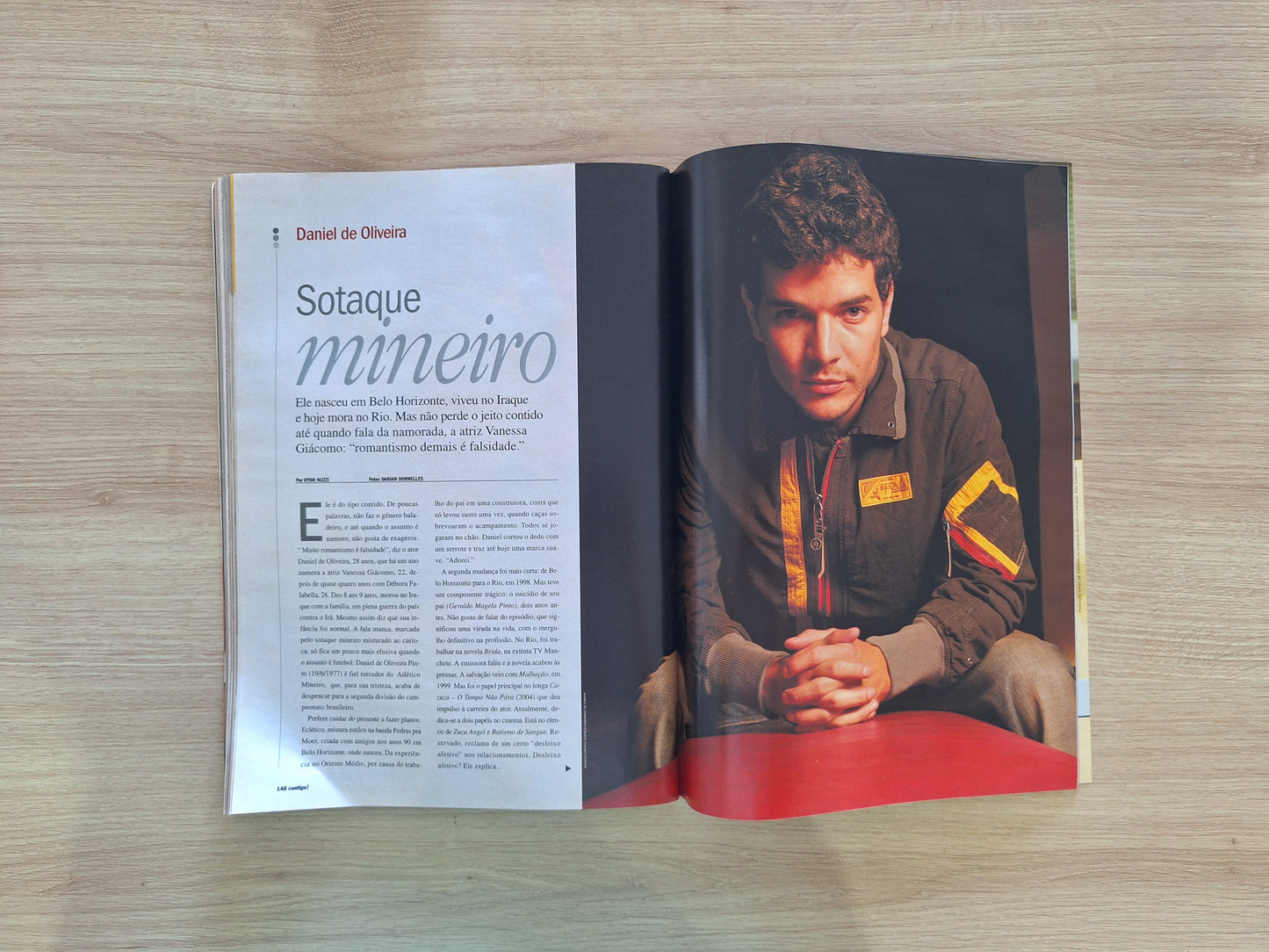 Revista Contigo 1577 (2005)