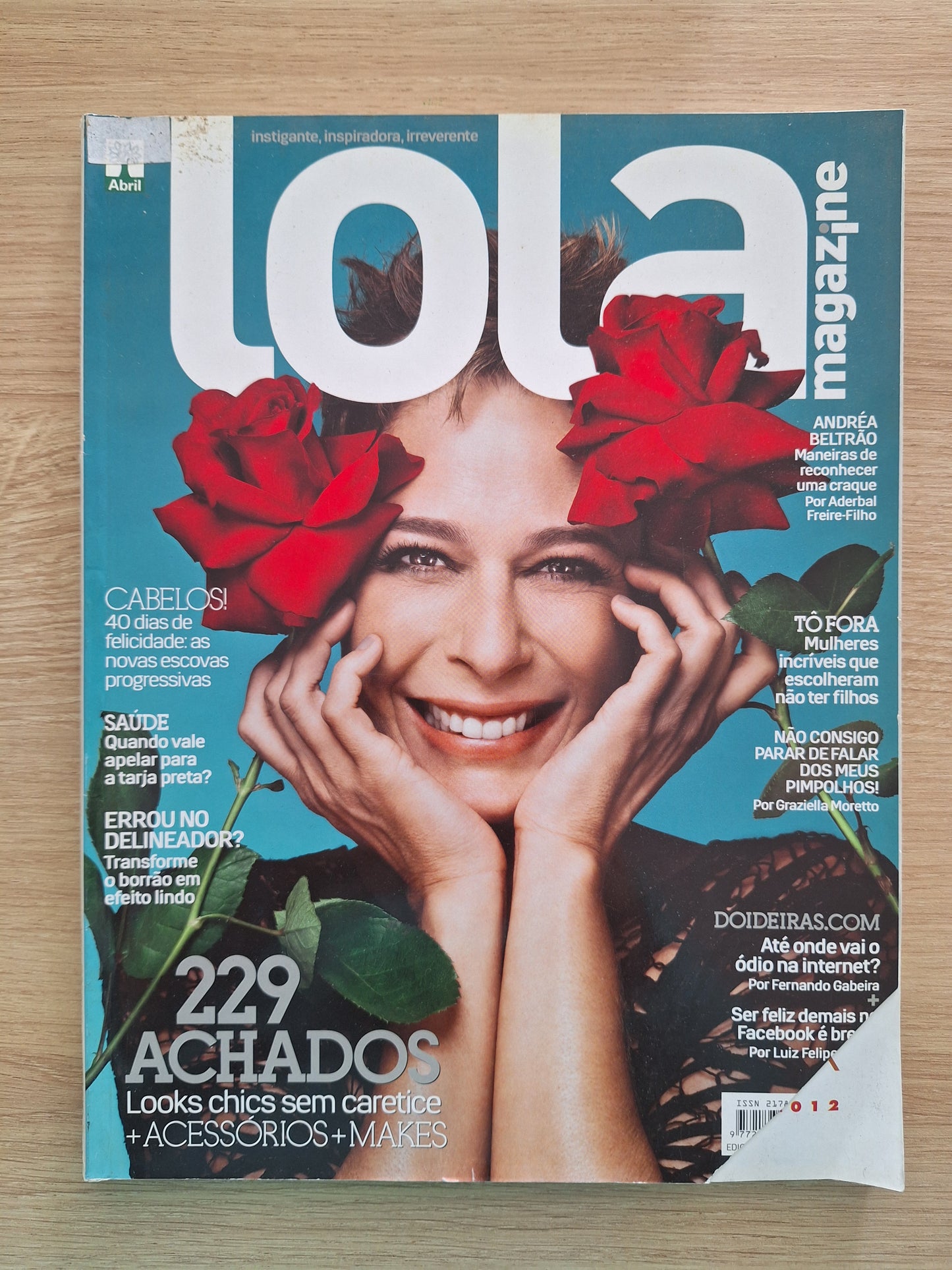 Revista Lola 12 (2011)