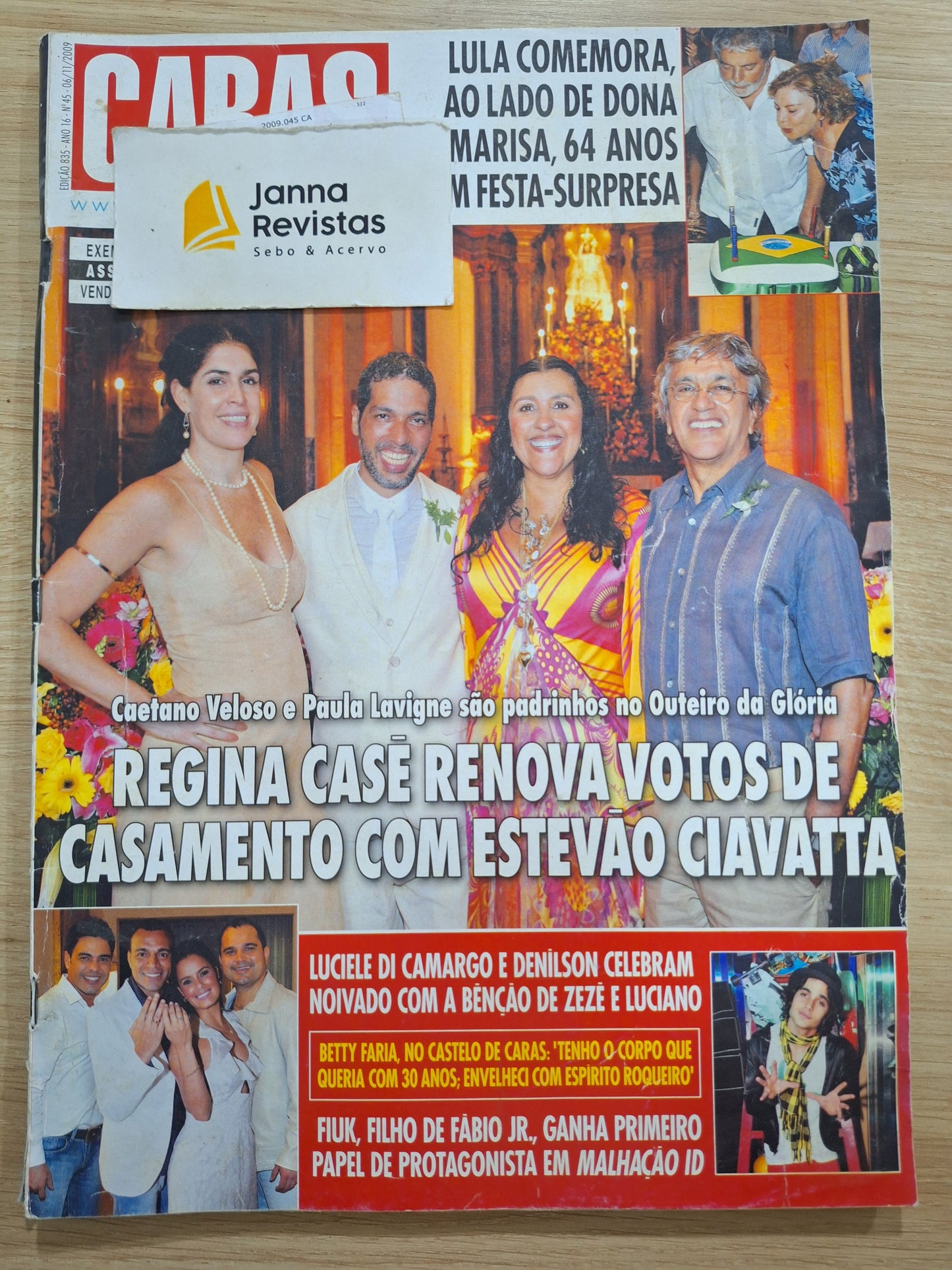 Revista Caras 835 (2009)
