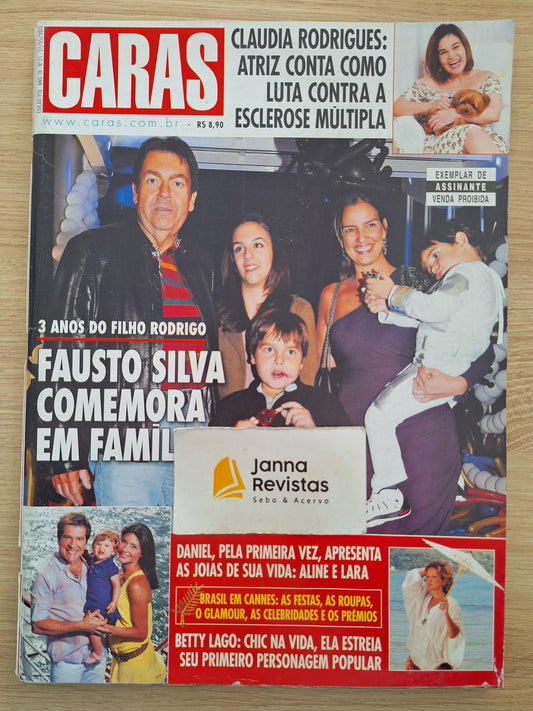 Revista Caras 916 (2011)