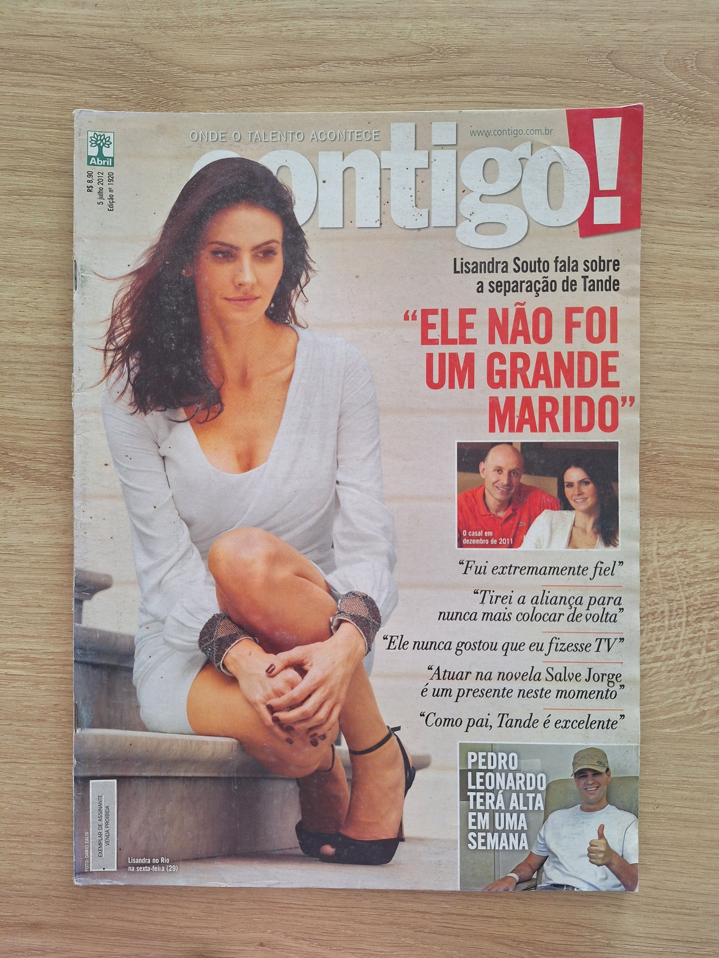 Revista Contigo 1920 (2012)