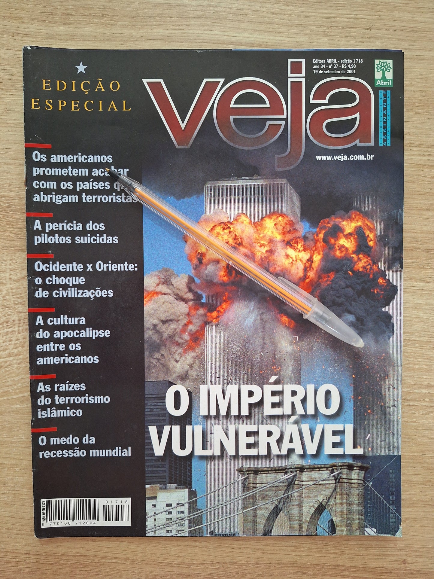 Revista Veja 1718 (2001)