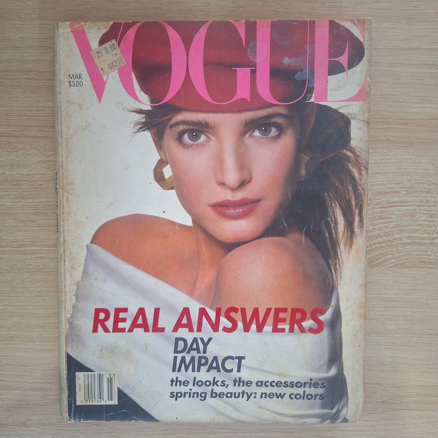 Vintage Vogue Magazine (1988)