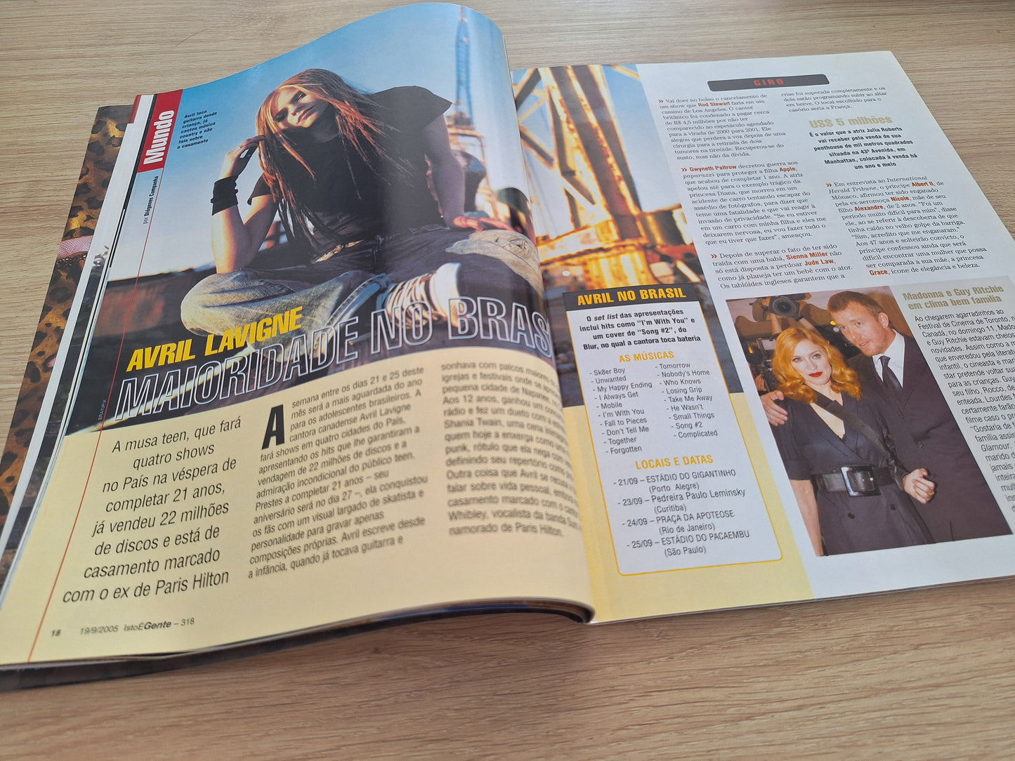 Revista Istoé Gente 318 (2005)