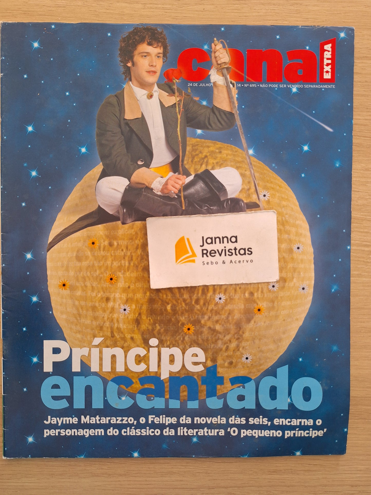 Revista Canal Extra 695