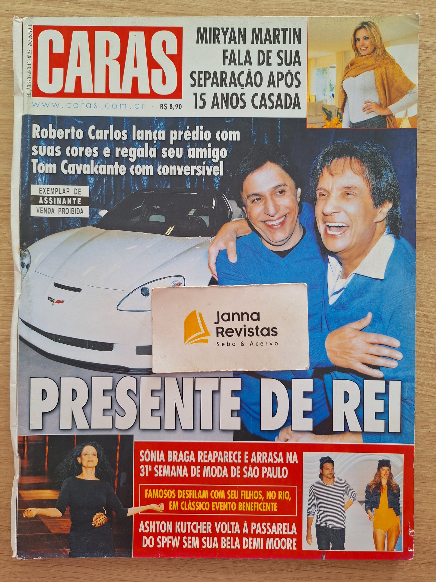 Revista Caras 920 (2011)