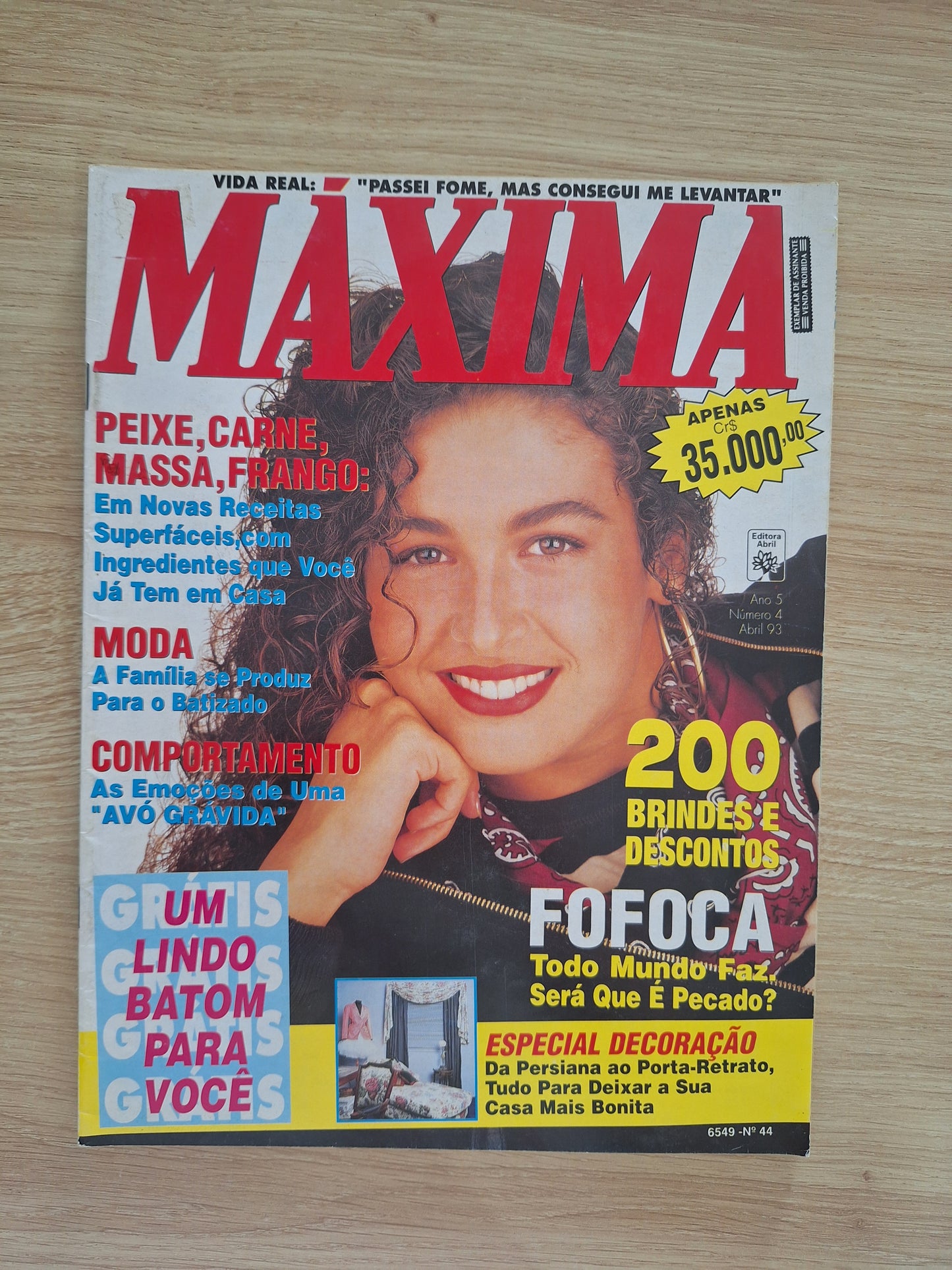 Revista Máxima 44