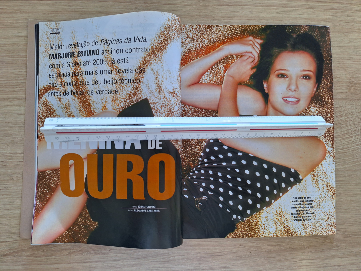 Revista Istoé Gente 379 (2006)