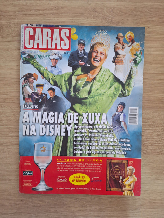 Revista Caras 852 (2010)