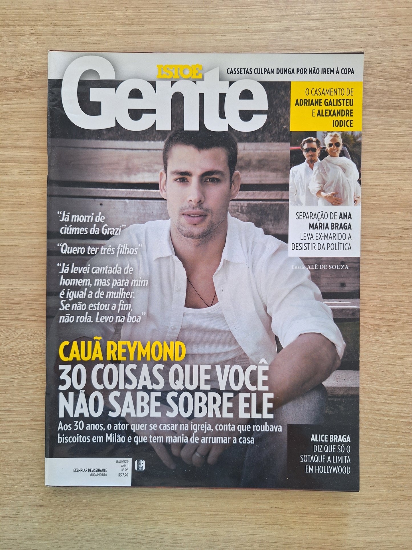 Revista Istoé Gente 563 (2010)