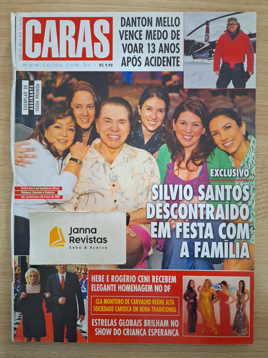 Revista Caras 929 (2011)