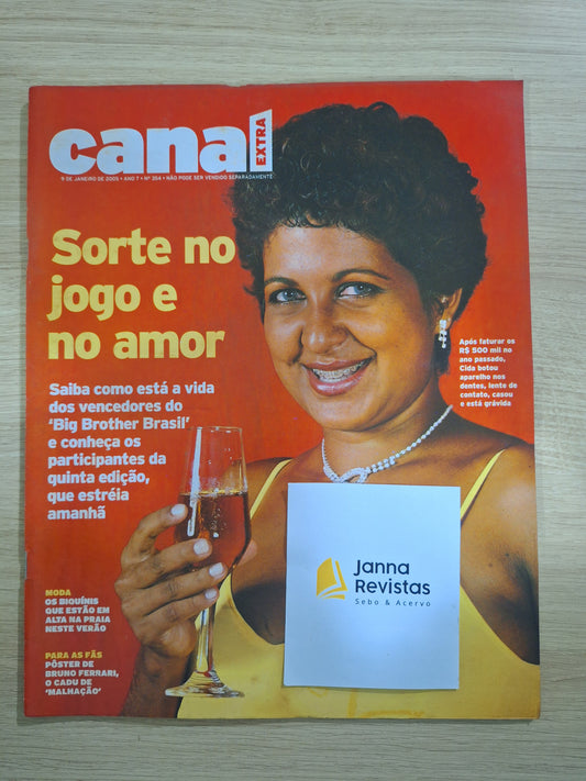 Revista Canal Extra 354 (2005)