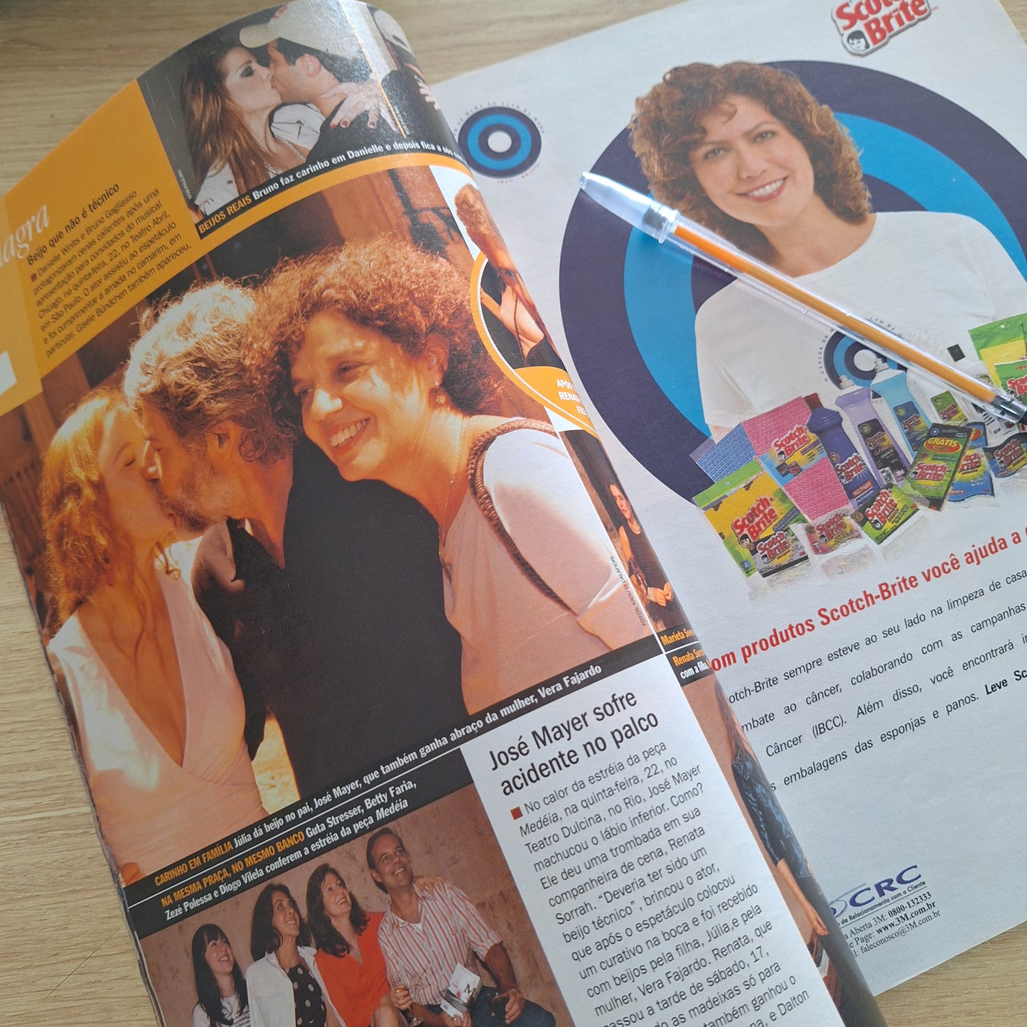 Revista Contigo 1493 (2004)