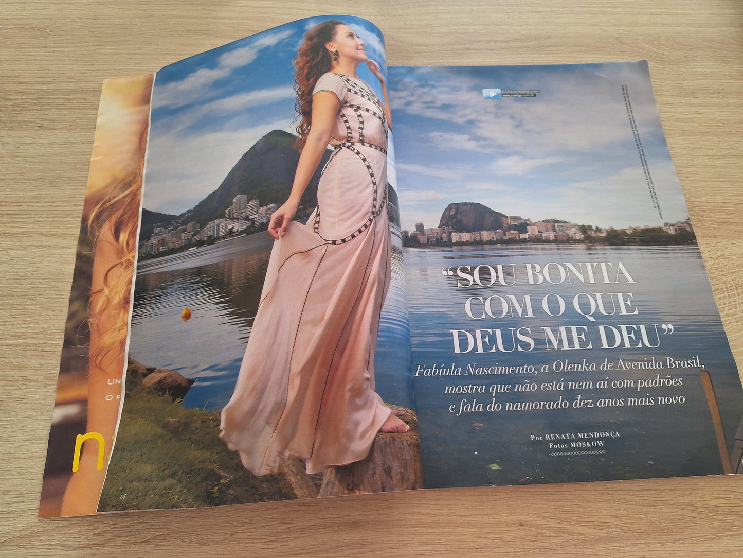 Revista Contigo 1920 (2012)