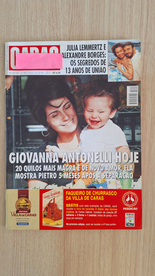 Revista Caras 649 (2006)