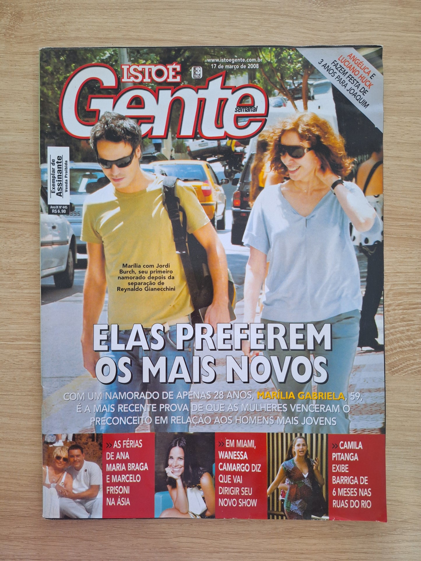 Revista Istoé Gente 445 (2008)