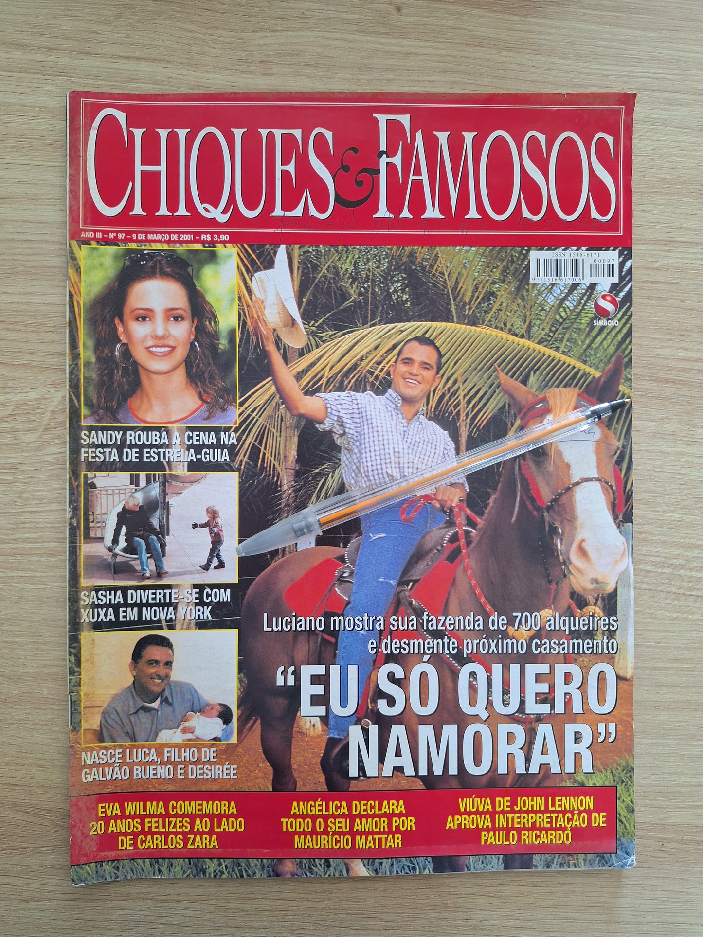 Revista Chiques e Famosos 97 (2001)