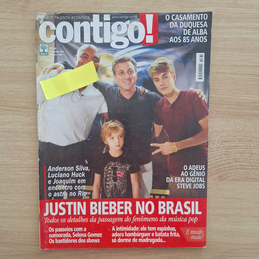 Revista Contigo 1882 (2011)