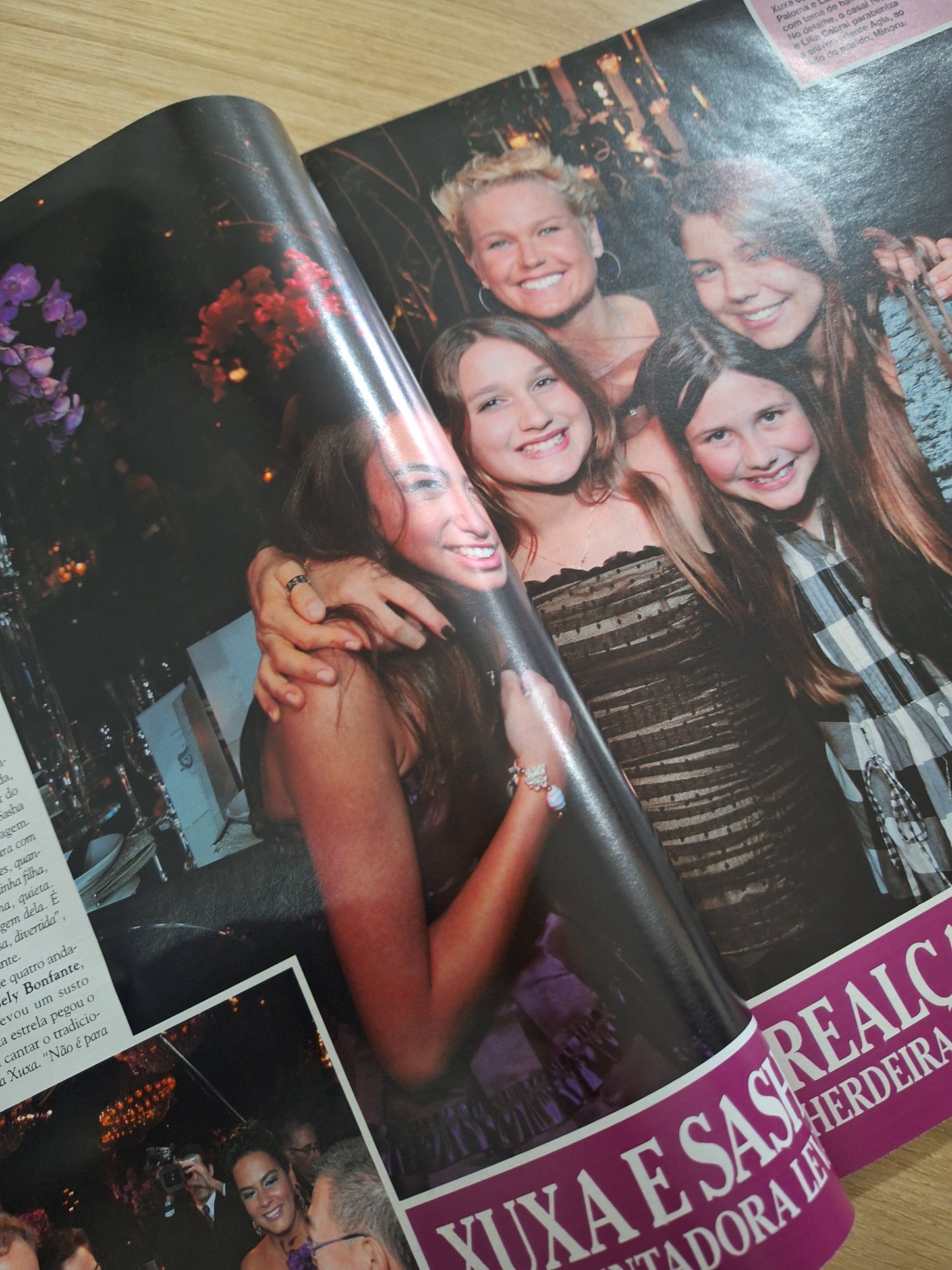 Revista Caras 836 (2009)