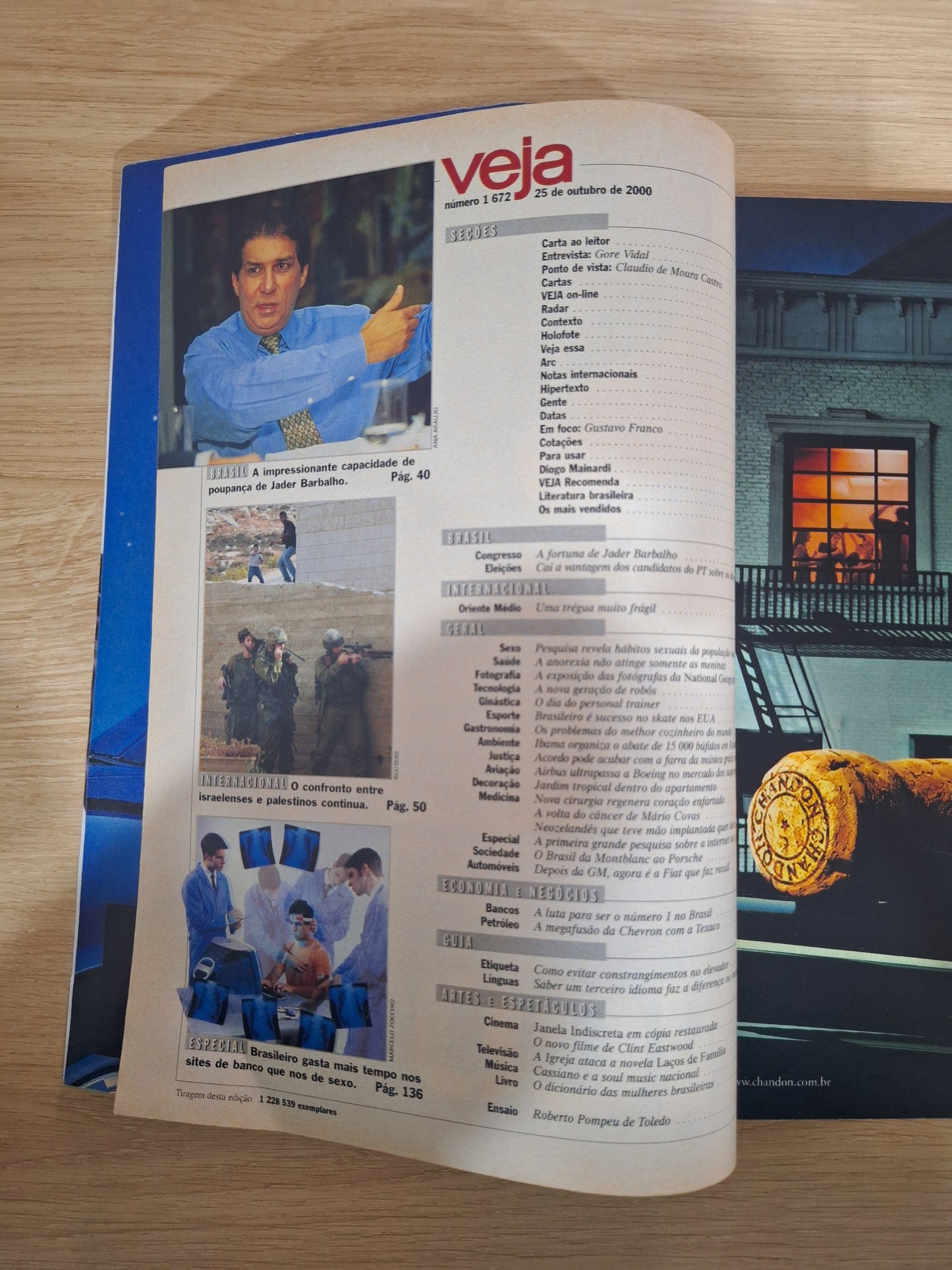 Revista Veja 1672 (2000)