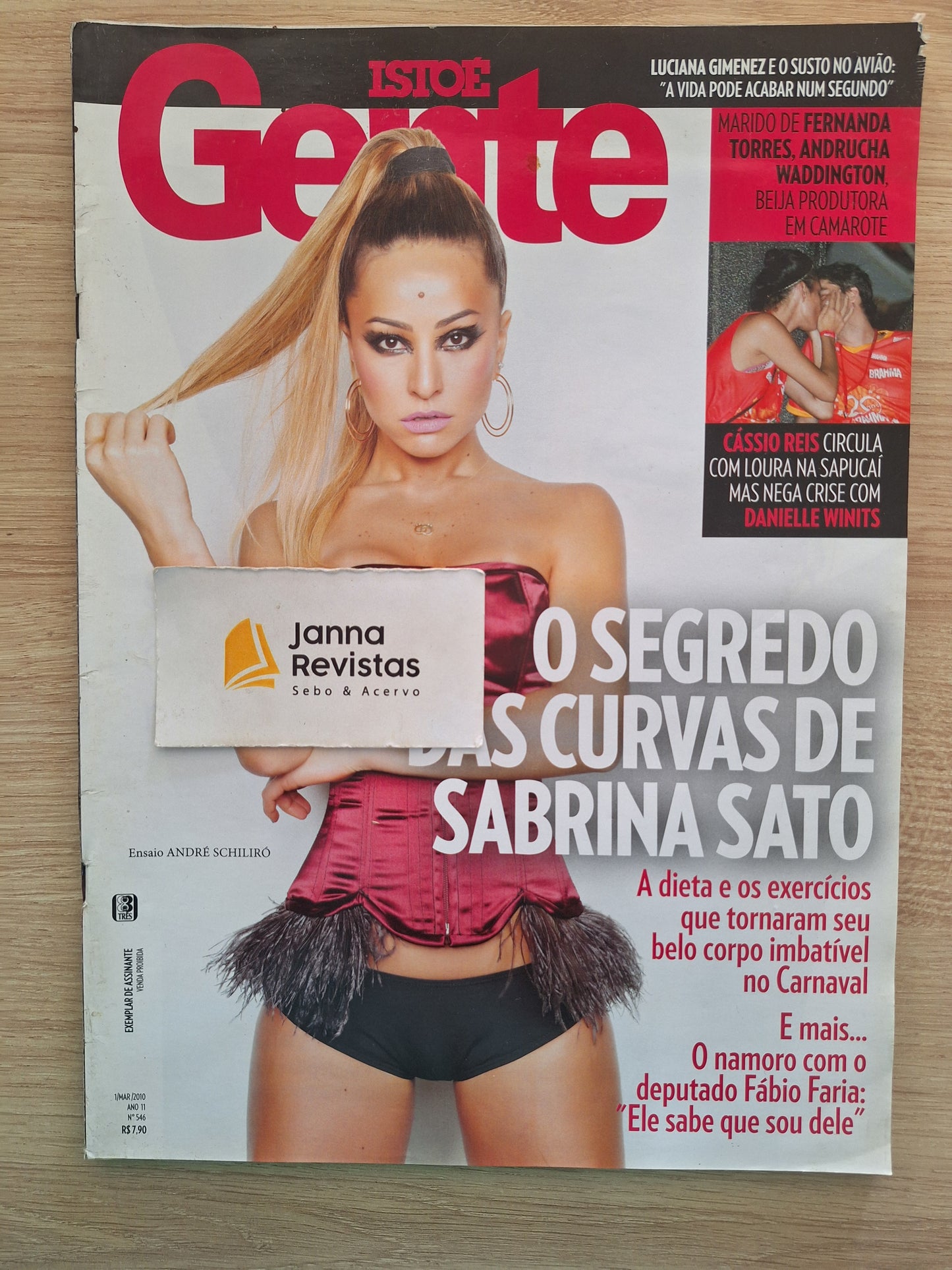 Revista Istoé Gente 546 (2010)